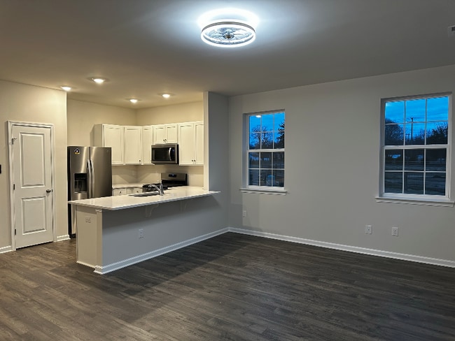 Photo - 313 Mazzeo Dr