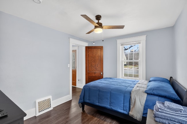 Photo - 430 N Linden St