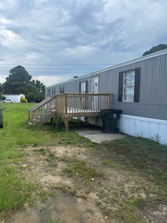 Braswell Mobile Home Park - Braswell Mobile Home Park