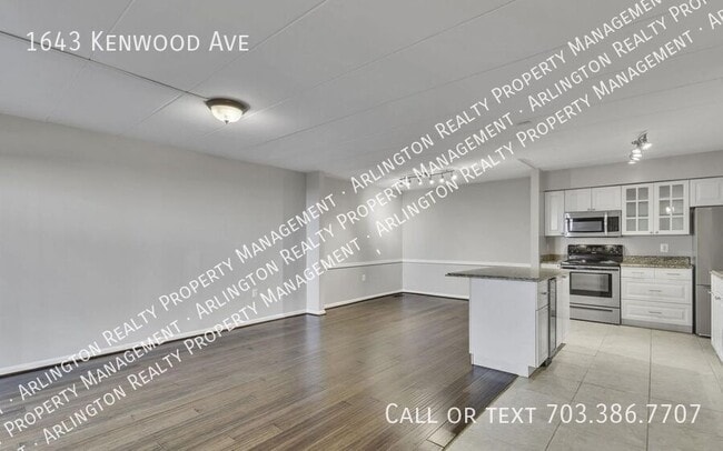 Photo - 1643 Kenwood Ave