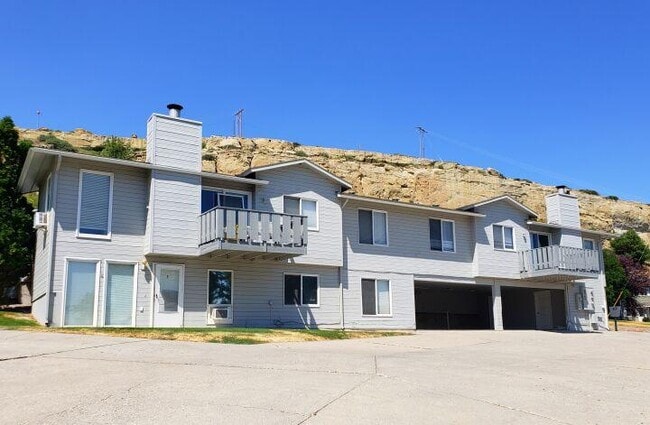 Building Photo - 2 bedroom in Billings MT 59101 Rental