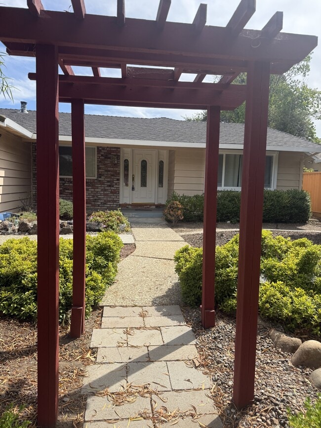 Photo - 964 Dawnview Ct
