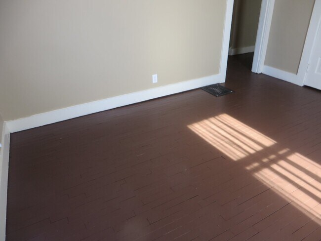 Photo - 1521 Taylor St Unit 2