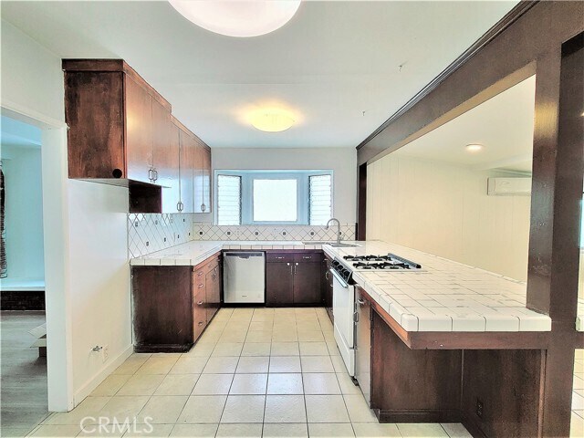 Photo - 1968 St Louis Ave