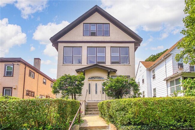 Photo - 190 Hillside Ave Apartment