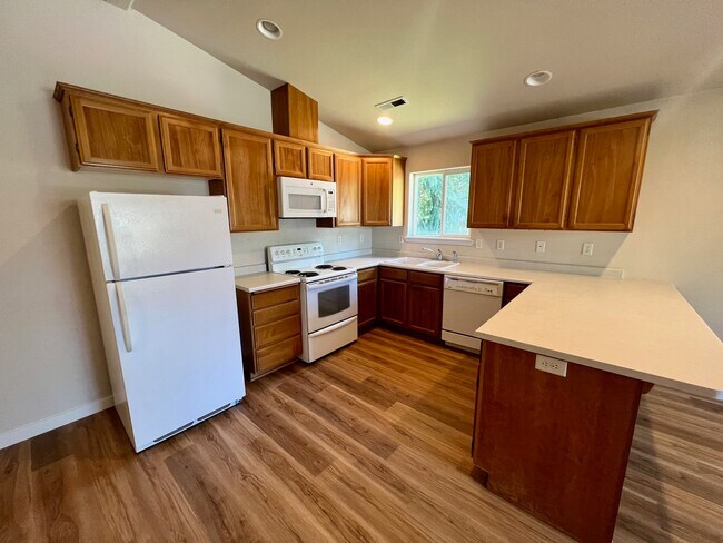 Photo - 2524 Parkwood Village Ln