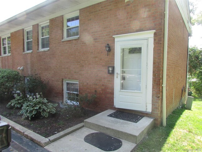 Building Photo - 28 Alpine Dr Rental