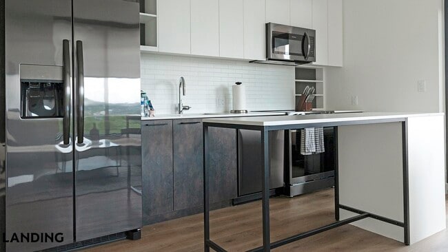 Photo - 632 Howard Rd SE Unidad 732