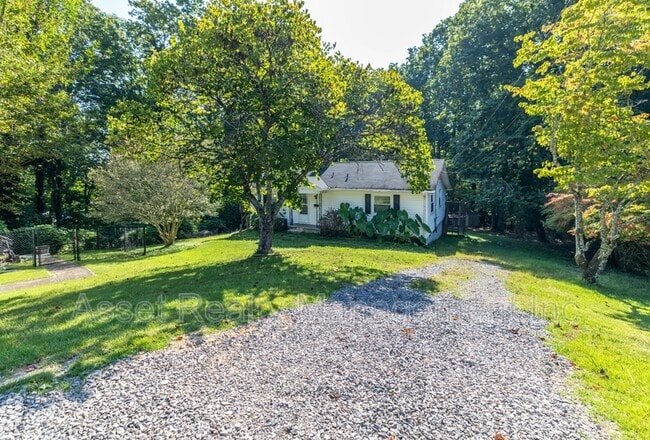 118 Ogontz Ln