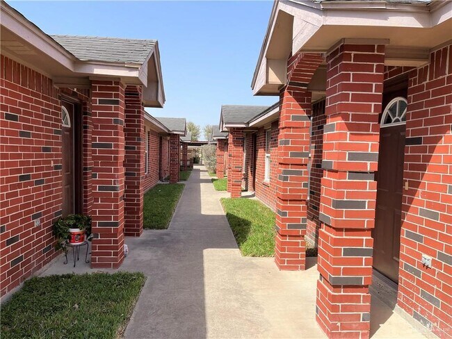 Photo - 3617 Zelma St