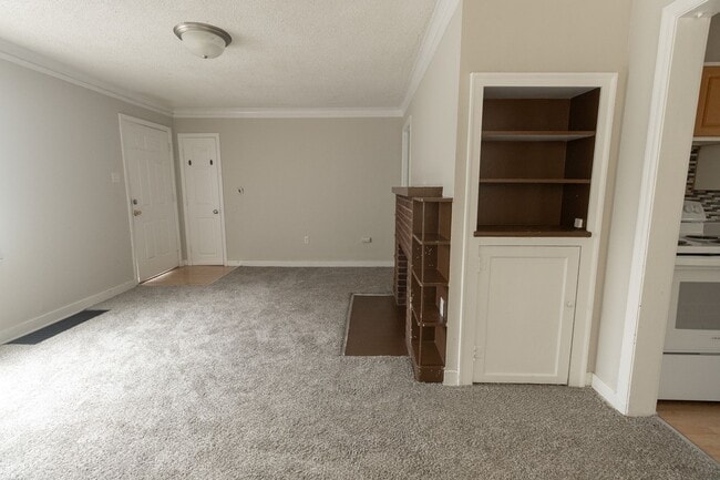 Photo - Downtown house off Hitt St!