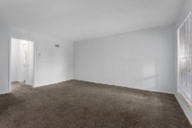 Photo - 510 W 89th St