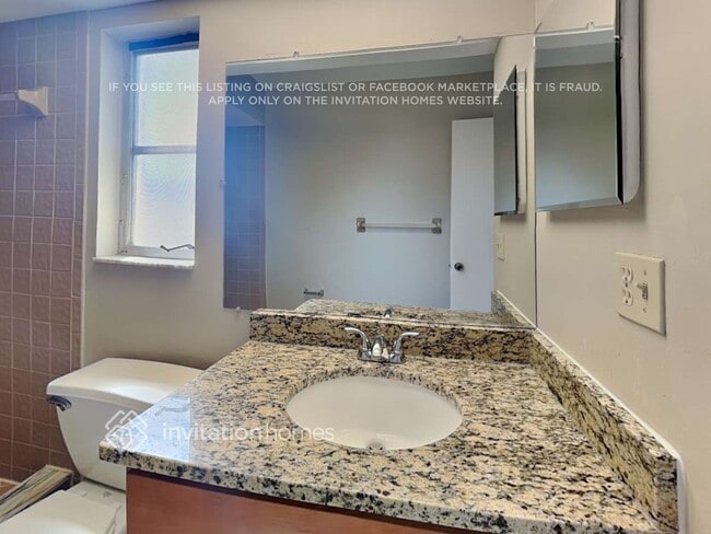 Photo - 1030 Oakwood Dr