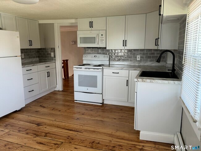 Photo - 8 Alto Rd Unidad Flr 2 A