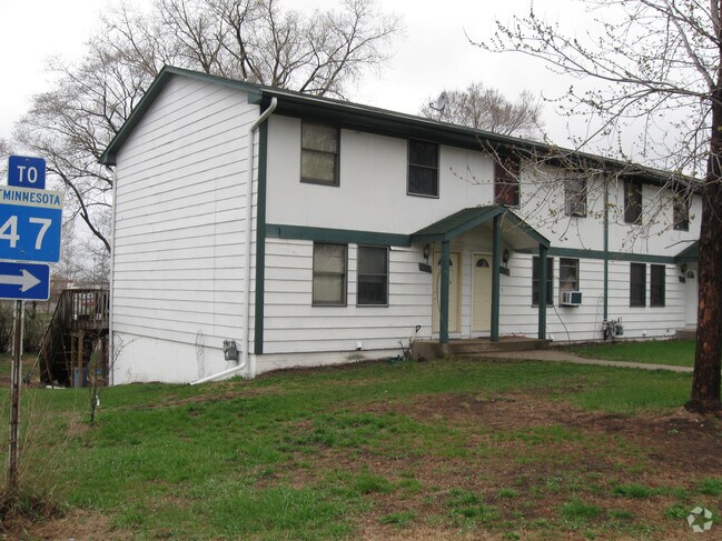 Photo - 5600 4th St NE