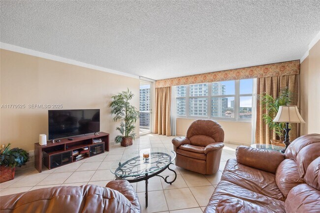 Building Photo - 3725 S Ocean Dr Unit 1124