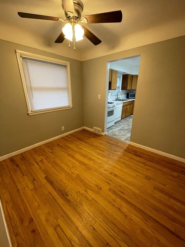 Photo - Three Bedroom Home in the Established Ann Arbor Wines Neighborhood!