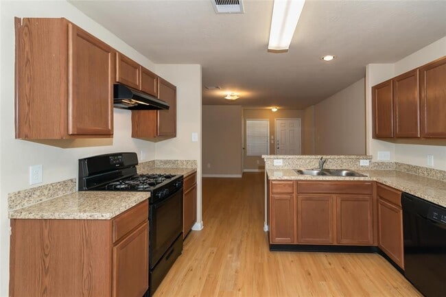 Photo - 2411 Peterborough Way House