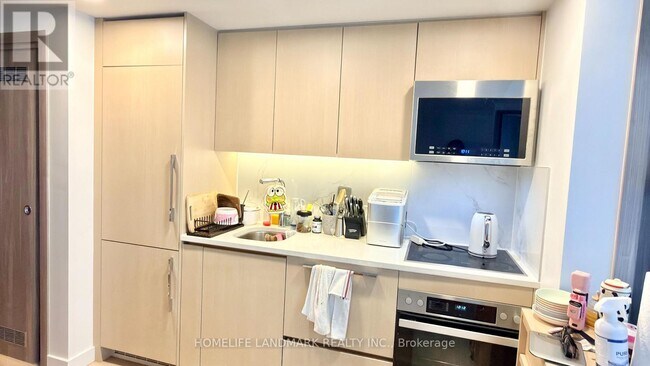 Photo - 38 Widmer St Unit 3205