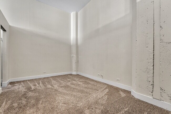 Photo - $1,550.00, 1 bed1 bath Updated Condo locat... Unit 205