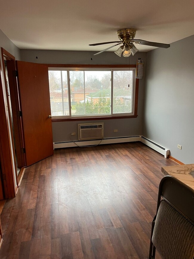 Photo - 6908 W 87th St Unidad 1