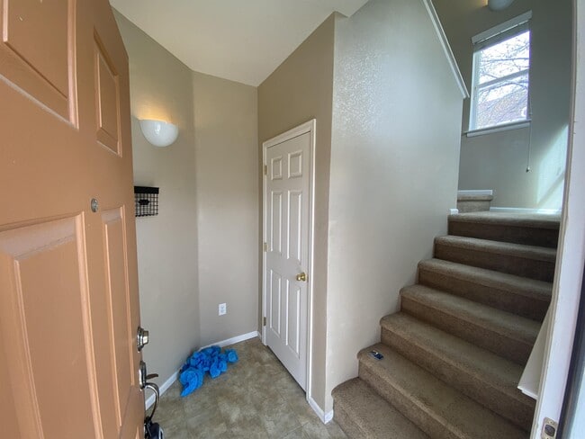 Photo - 2115 Grays Peak Dr
