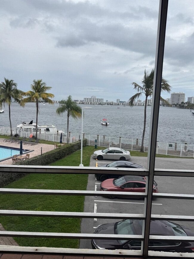 Photo - 2821 N Miami Beach Blvd Unit 3L