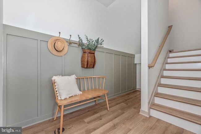 Photo - 710 Iron Frg Rd