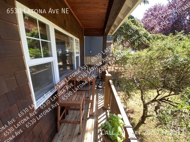 Photo - 6530 Latona Ave NE