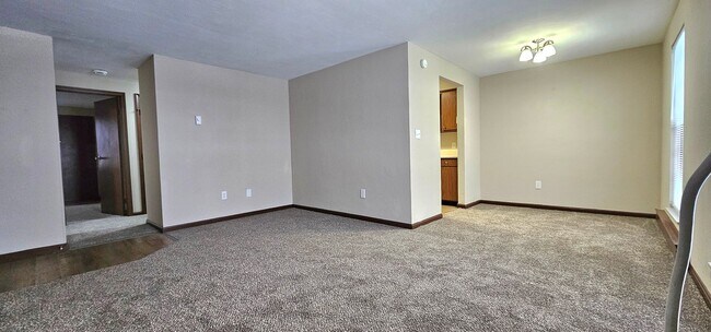 Photo - Peaceful West Milton Apartment Living with Washer/Dryer hookups! – Schedule a Tour Today! Unit 1260 Sanlor Ave 4