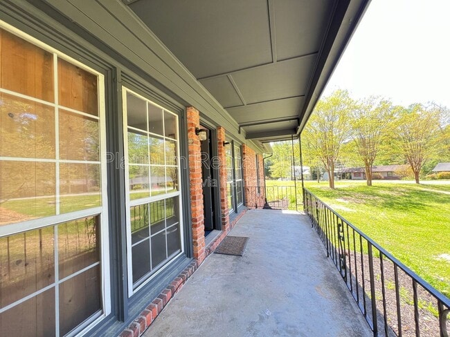 Photo - 2170 Beech Valley Dr