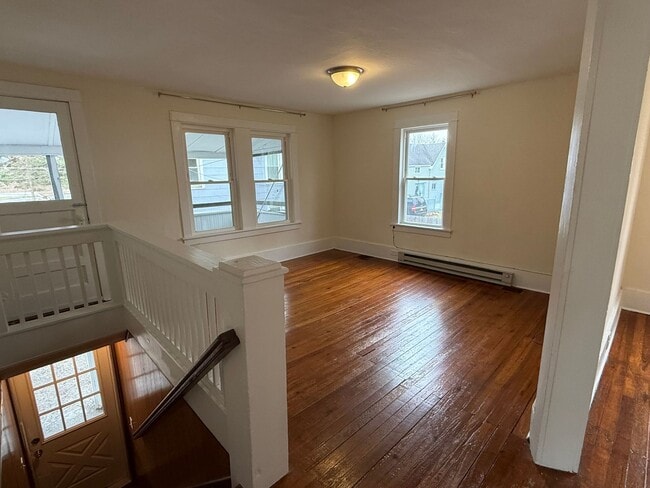 Photo - 31 Chapel St Unit 31 Chapel St Apt G