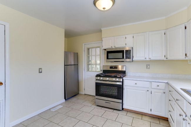 Photo - 1516 Denton Dr