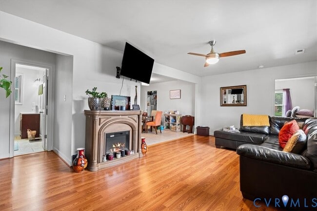 Photo - 3120 Glenoa Rd