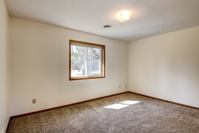 Photo - 13203 39th Ave N