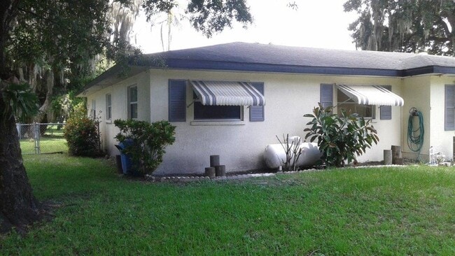 Building Photo - Rountree House Unit 2