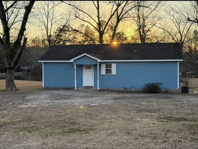 Building Photo - 48 Lee Road 735 Rental