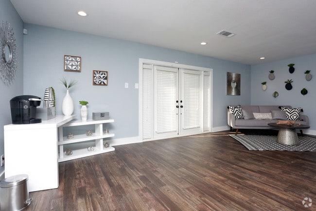 Photo - The Avery Apartments