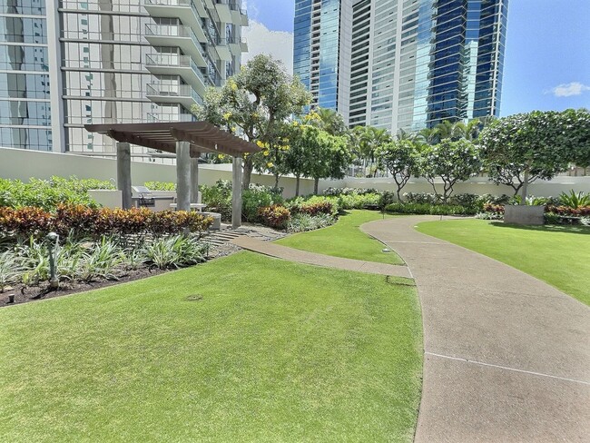 Luxurious One-Year Rental in the Heart of ... - Luxurious One-Year Rental in the Heart of ... Unit Heather Ho