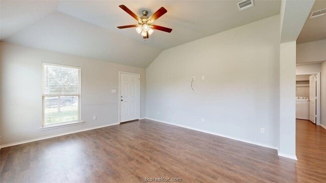 Photo - 803 Meadow Brook Dr