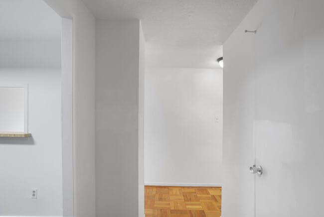 Photo - 2965 Pharr Ct S Northwest