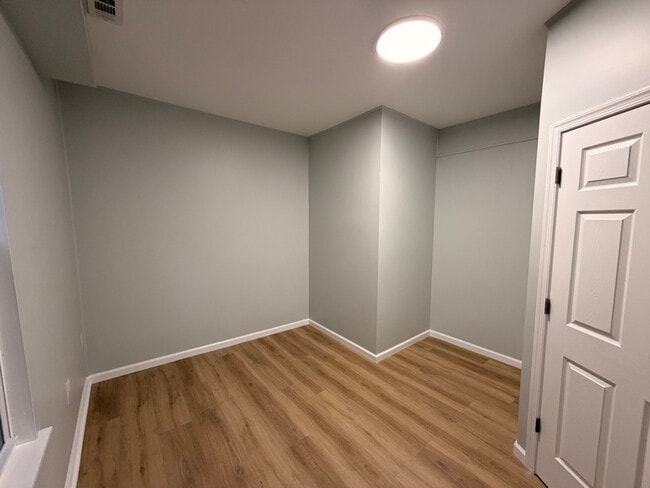 Photo - 115 Winfield Ave Unit 2