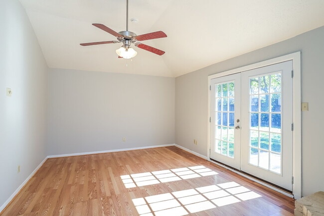 Photo - 1010 Hickory Post Ct