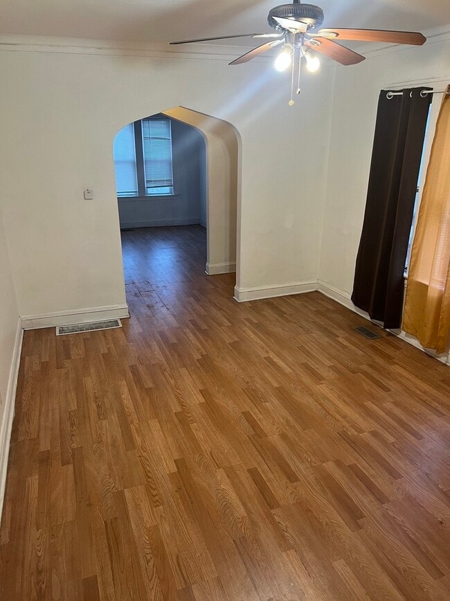 Photo - 8416 S Euclid Ave