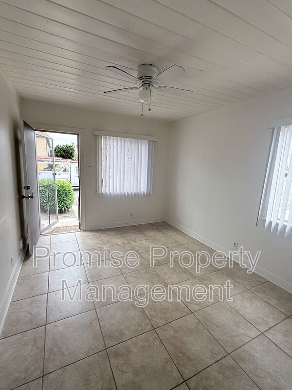 Photo - 602 Surfrider Way