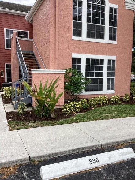 Photo - 1011 Crystal Way Unidad G
