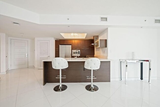 Photo - 200 Sunny Isles Blvd