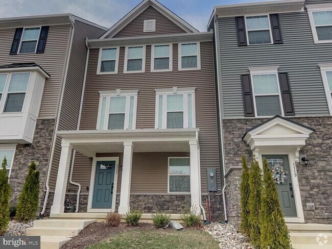 Building Photo - 1117 E Lock Rd Rental