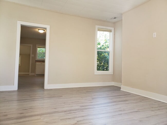Photo - Spacious 2-Bedroom, 1-Bathroom Home AVAILABLE NOW!!