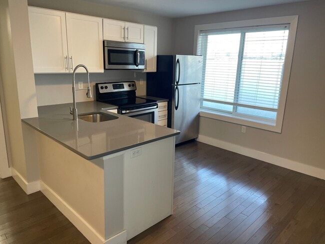 Photo - 543 Dorchester Ave Unit 1